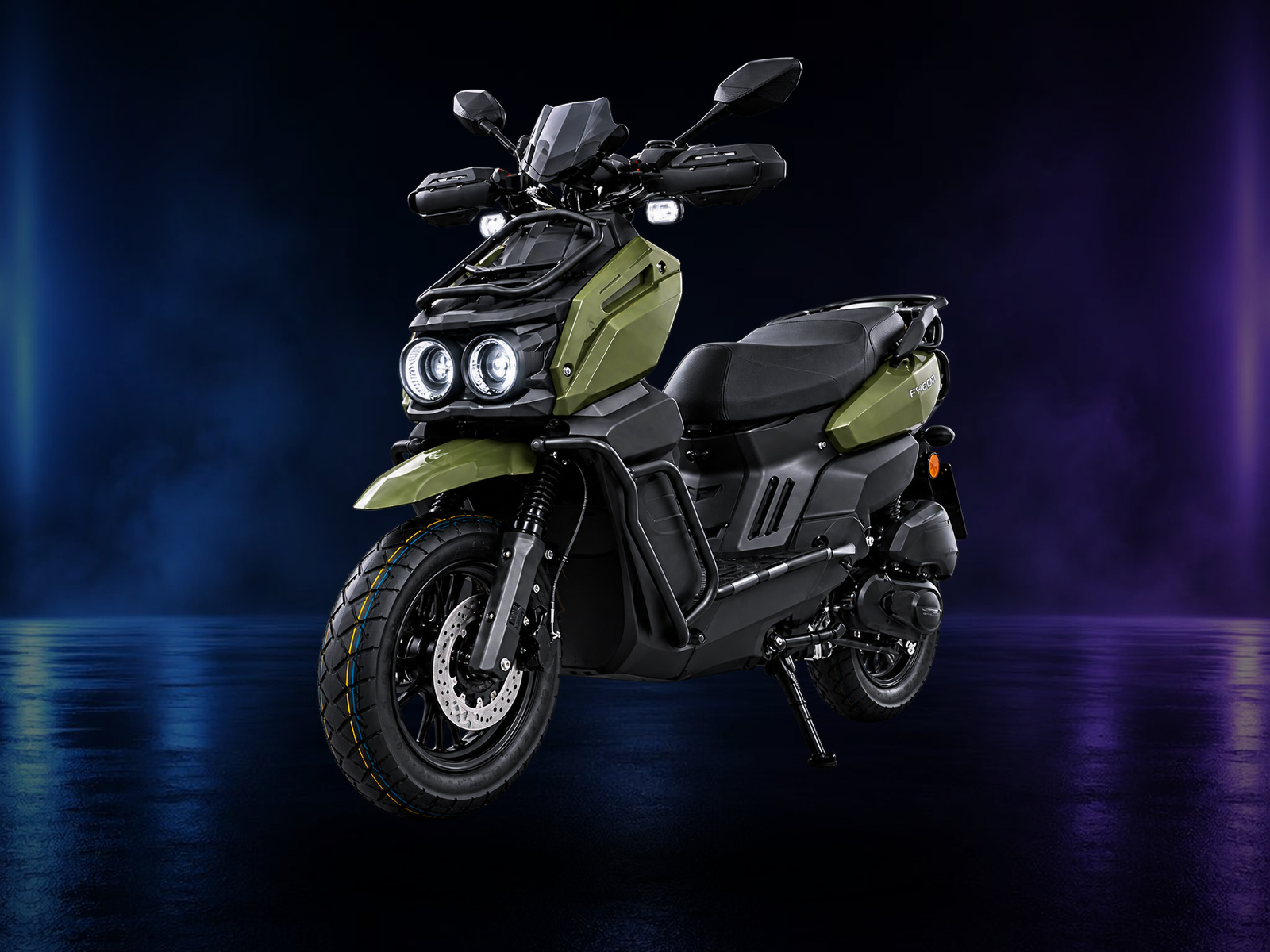 FYRON TANK — scooter elétrica